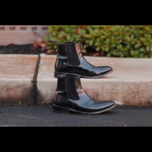Black Samuel Windsor Chelsea boot